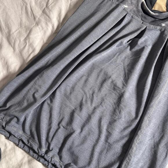 🤍 1 Lululemon Run: Your Heart Out Tank - Heathered Blurred Grey - Picture 6 of 9